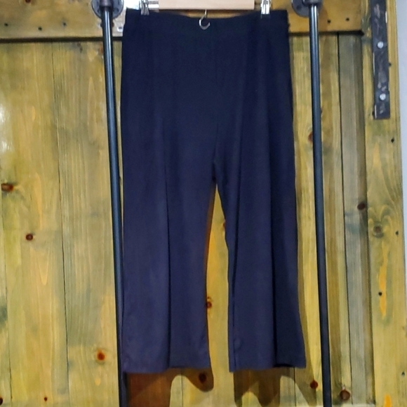 LYSSE CHARCOAL BLACK ELASTIC WAIST CROPPED SUEDE STRETCH PANTS SIZE LARGE